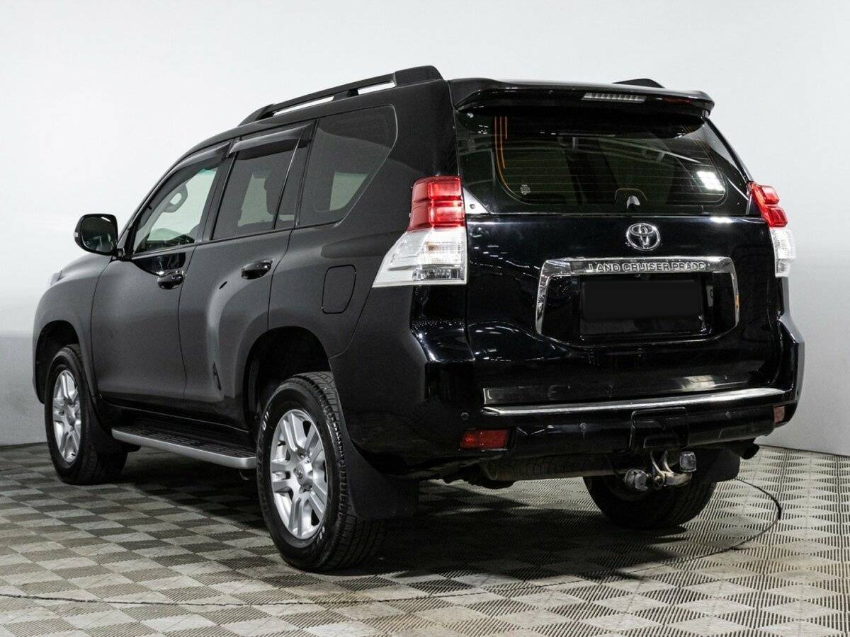 Toyota Land Cruiser Prado с пробегом — 2011 год. Фото: #6
