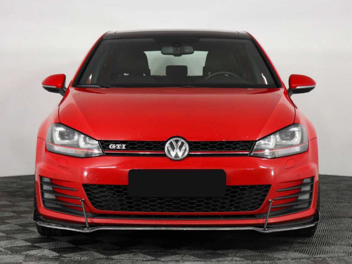 Volkswagen Golf GTI с пробегом — 2013 год. Фото: #1