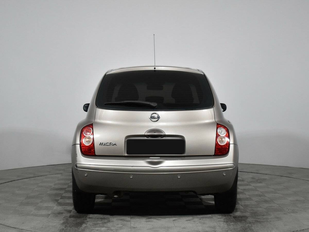 Nissan Micra с пробегом — 2008 год. Фото: #5