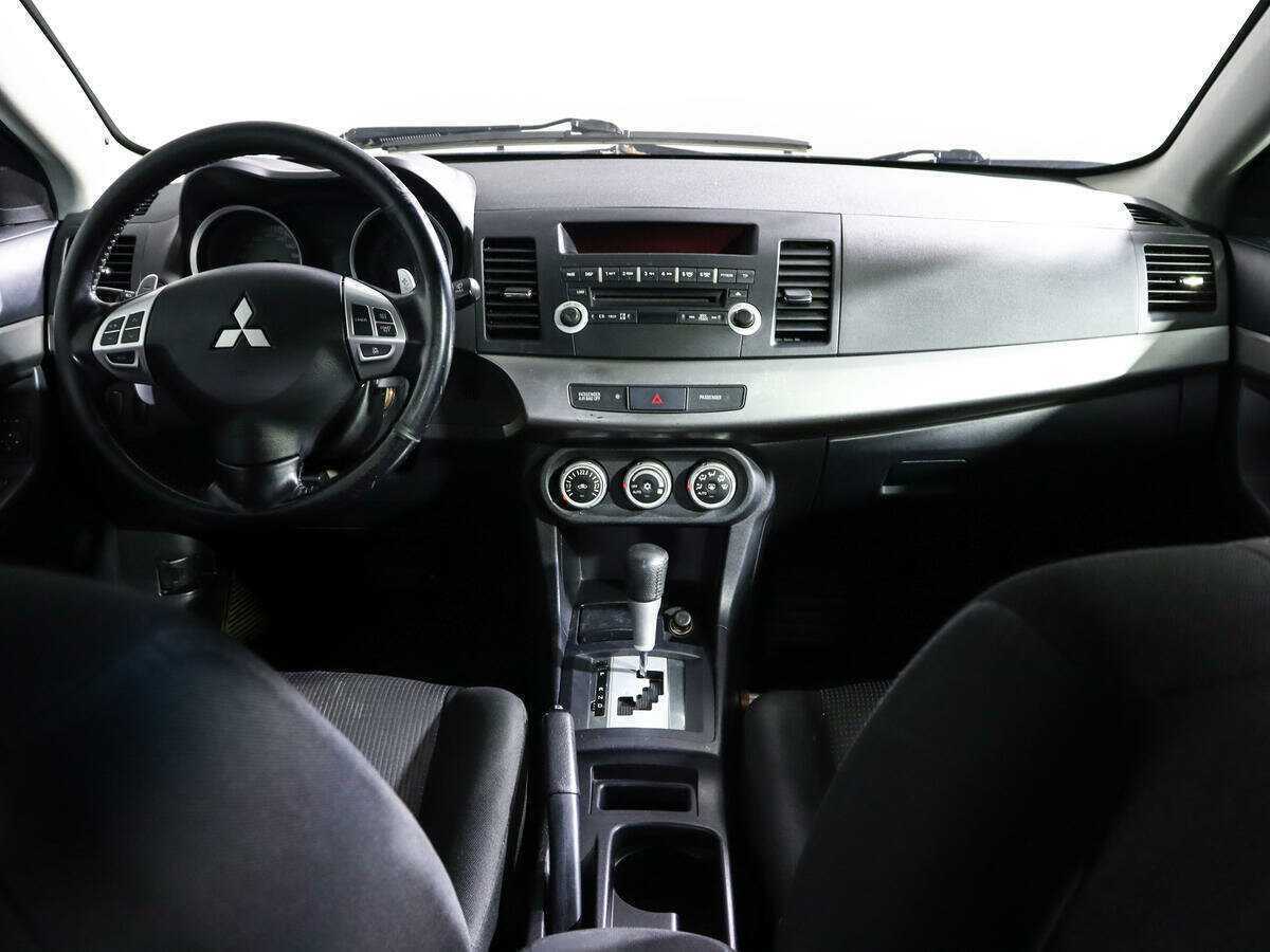 Mitsubishi Lancer с пробегом — 2008 год. Фото: #9