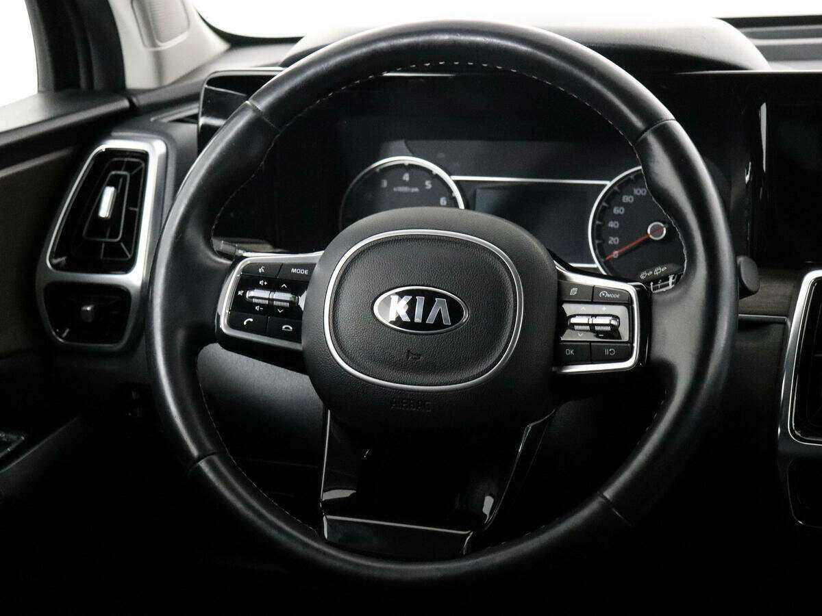Kia Sorento с пробегом — 2021 год. Фото: #11