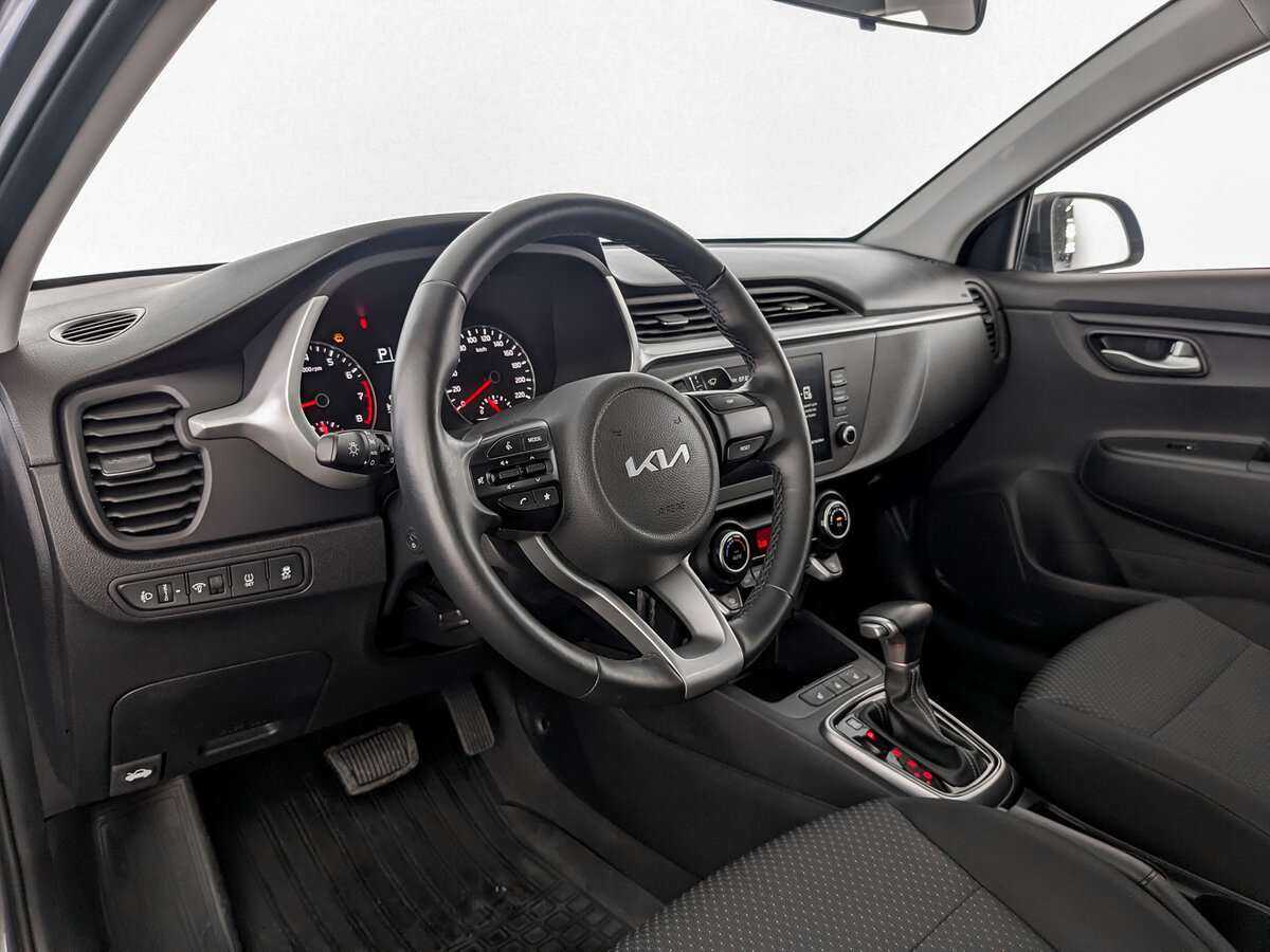 Kia Rio с пробегом — 2021 год. Фото: #13