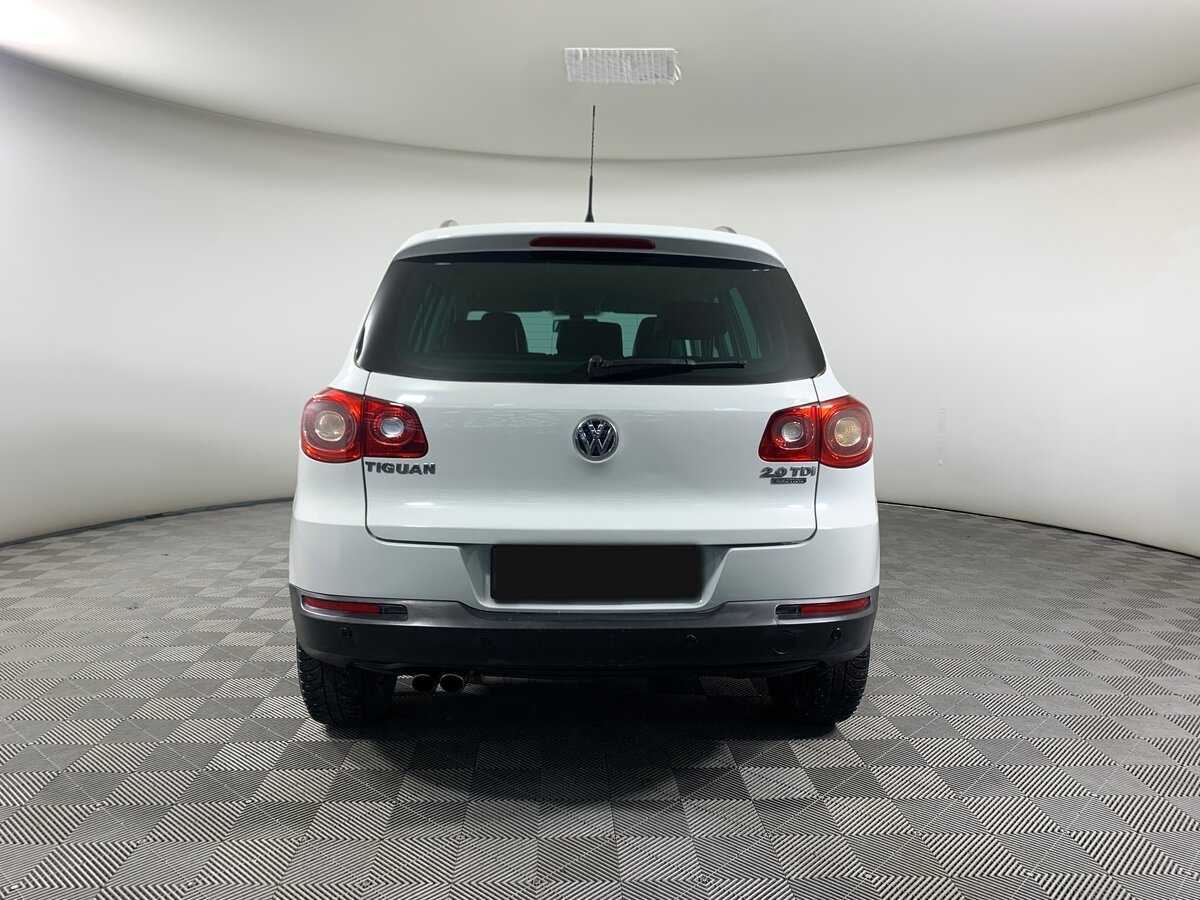 Volkswagen Tiguan с пробегом — 2010 год. Фото: #5