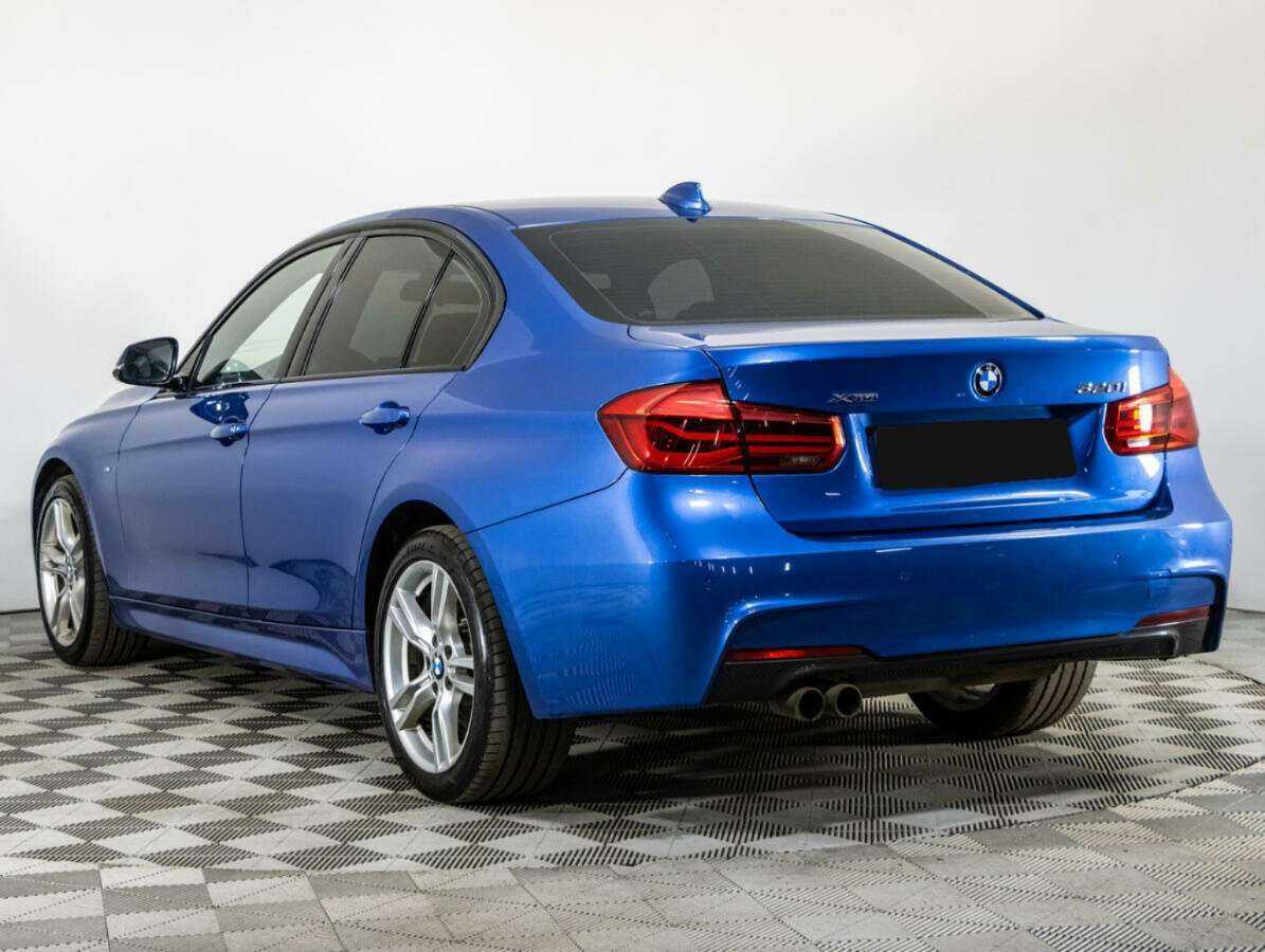 BMW 3 серии с пробегом — 2017 год. Фото: #6