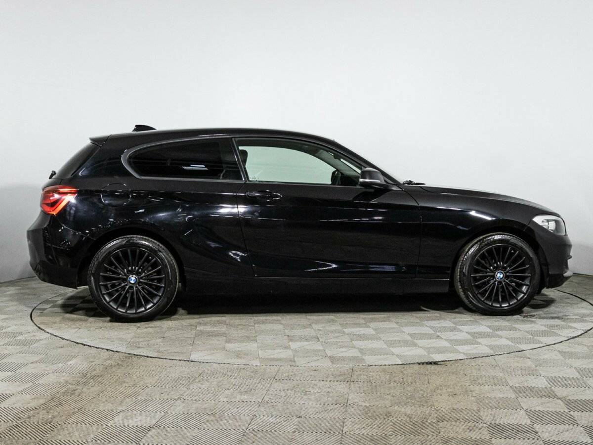 BMW 1 серии с пробегом — 2017 год. Фото: #3