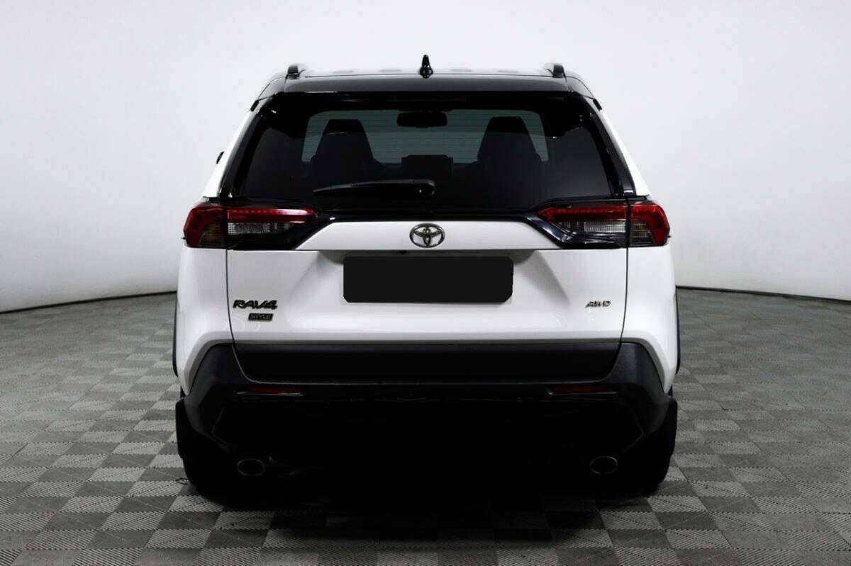 Toyota RAV4 с пробегом — 2020 год. Фото: #5