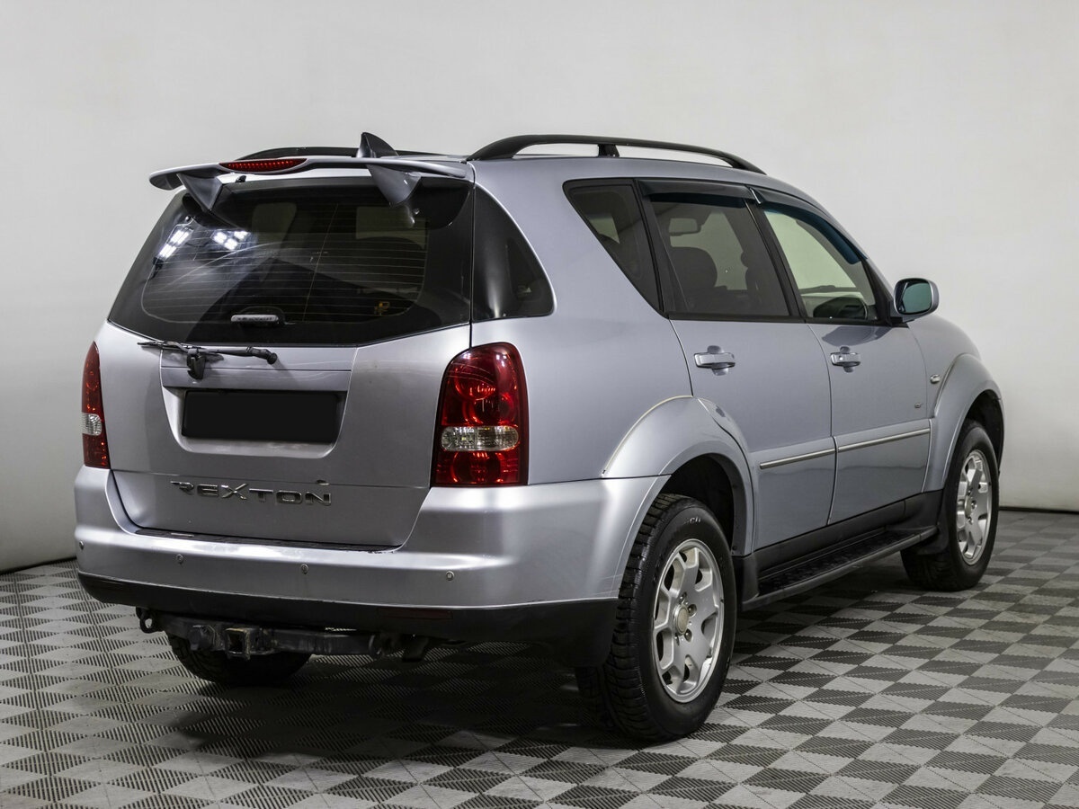 SsangYong Rexton с пробегом — 2010 год. Фото: #3
