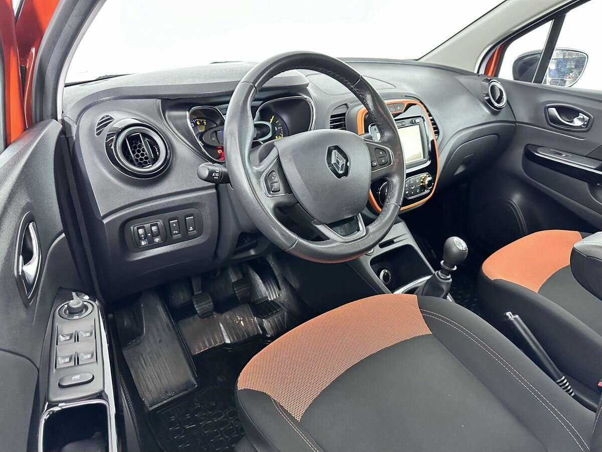 Renault Kaptur с пробегом — 2016 год. Фото: #7