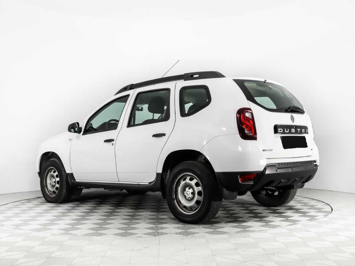 Renault Duster с пробегом — 2017 год. Фото: #6
