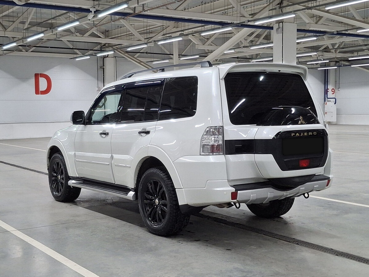Mitsubishi Pajero с пробегом — 2020 год. Фото: #6