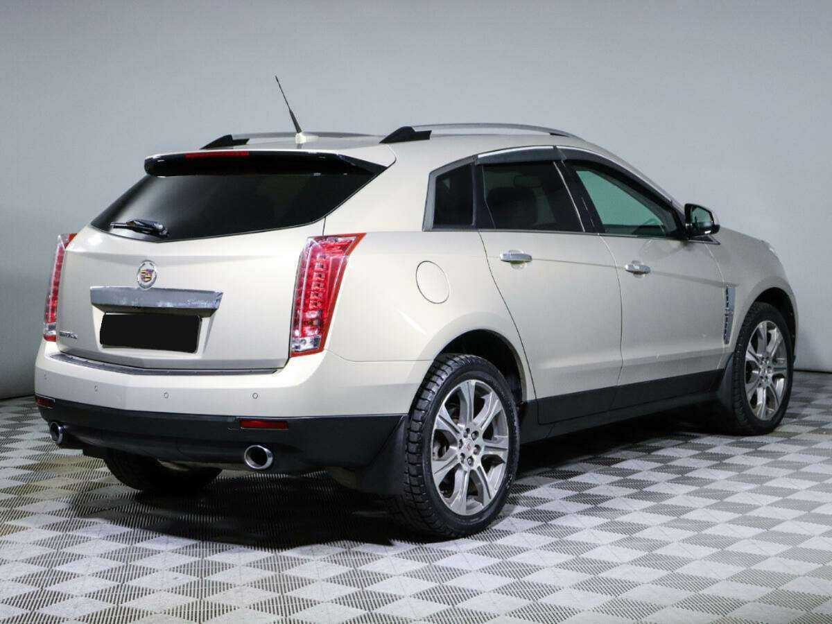 Cadillac SRX с пробегом — 2011 год. Фото: #4