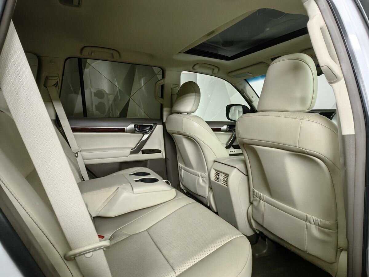 Lexus GX с пробегом — 2016 год. Фото: #11