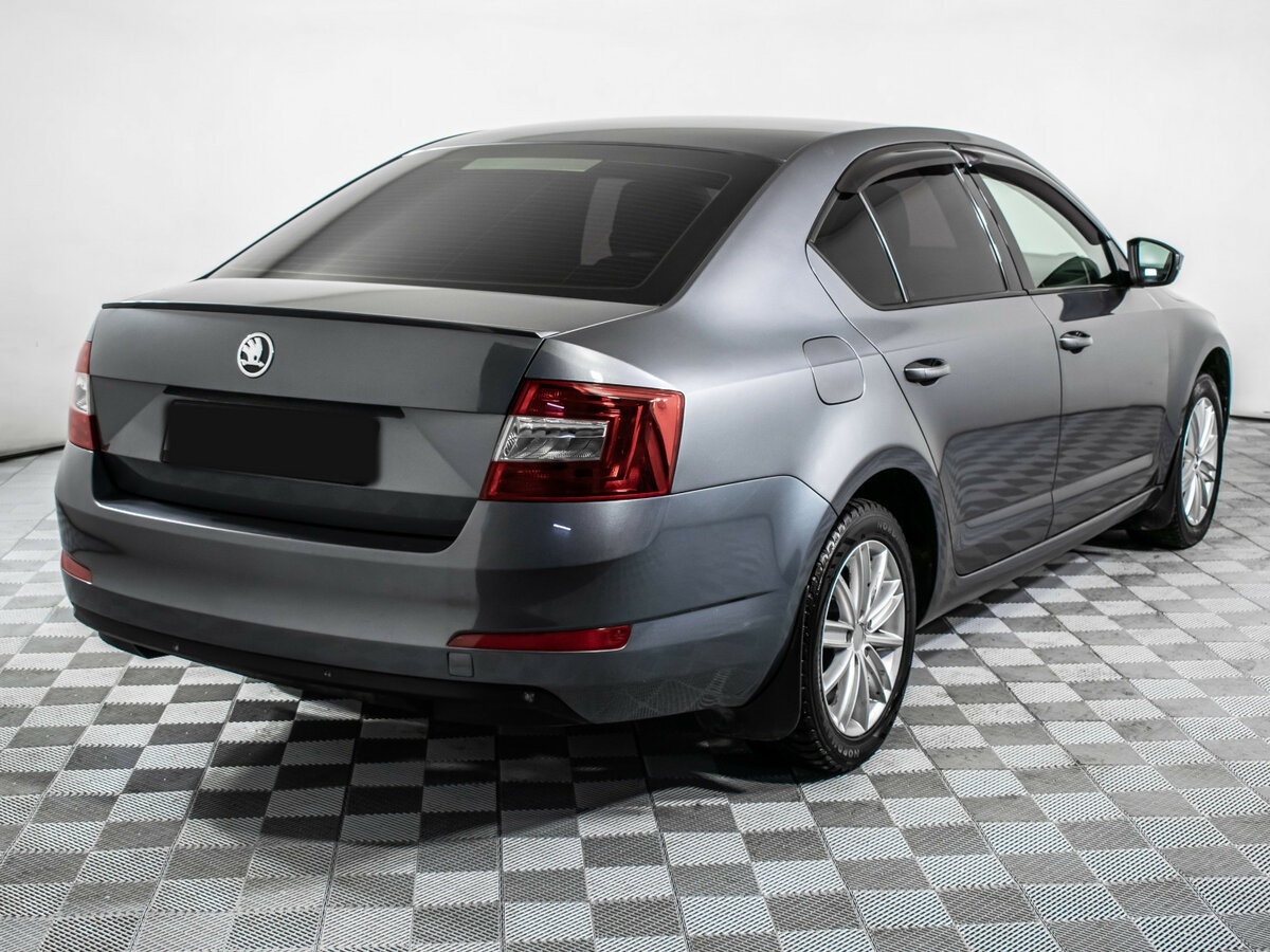 Skoda Octavia с пробегом — 2014 год. Фото: #3