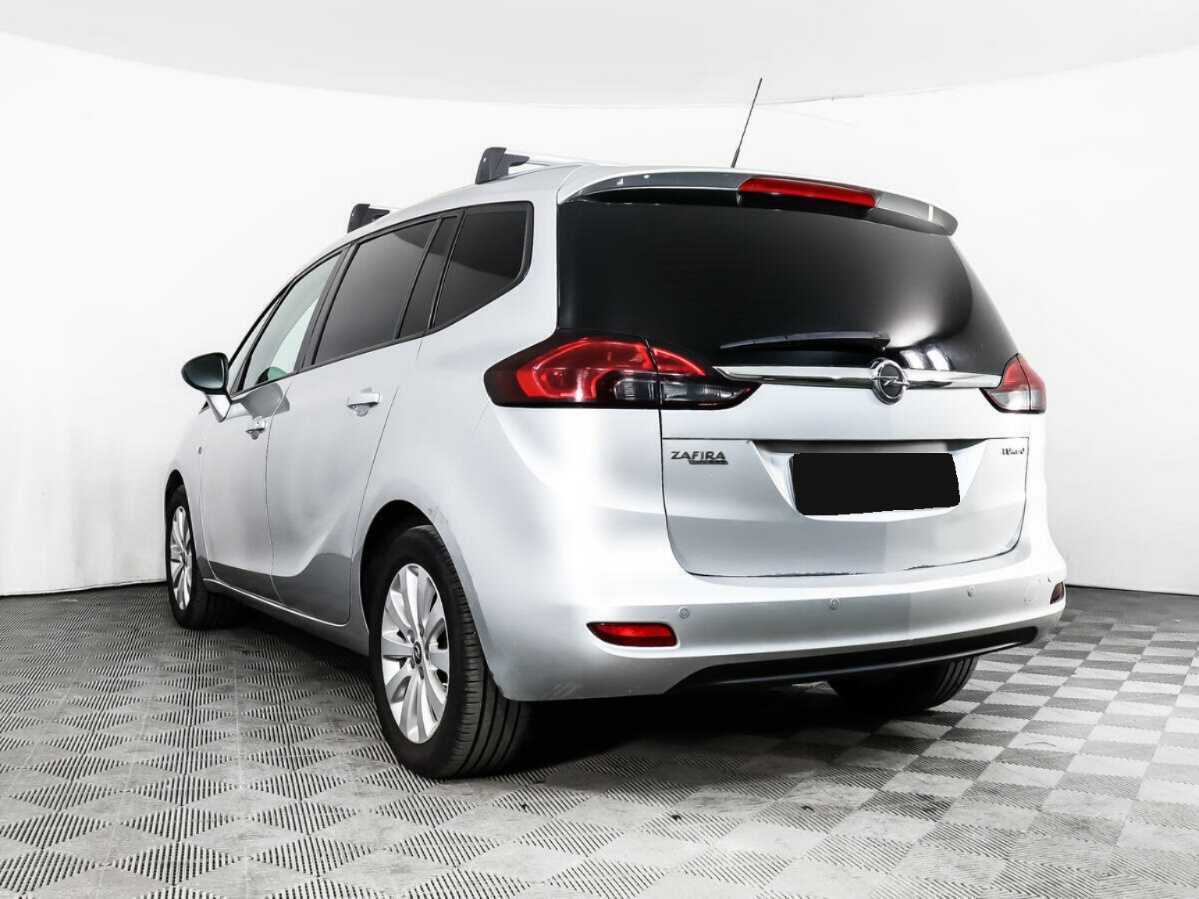 Opel Zafira с пробегом — 2014 год. Фото: #6