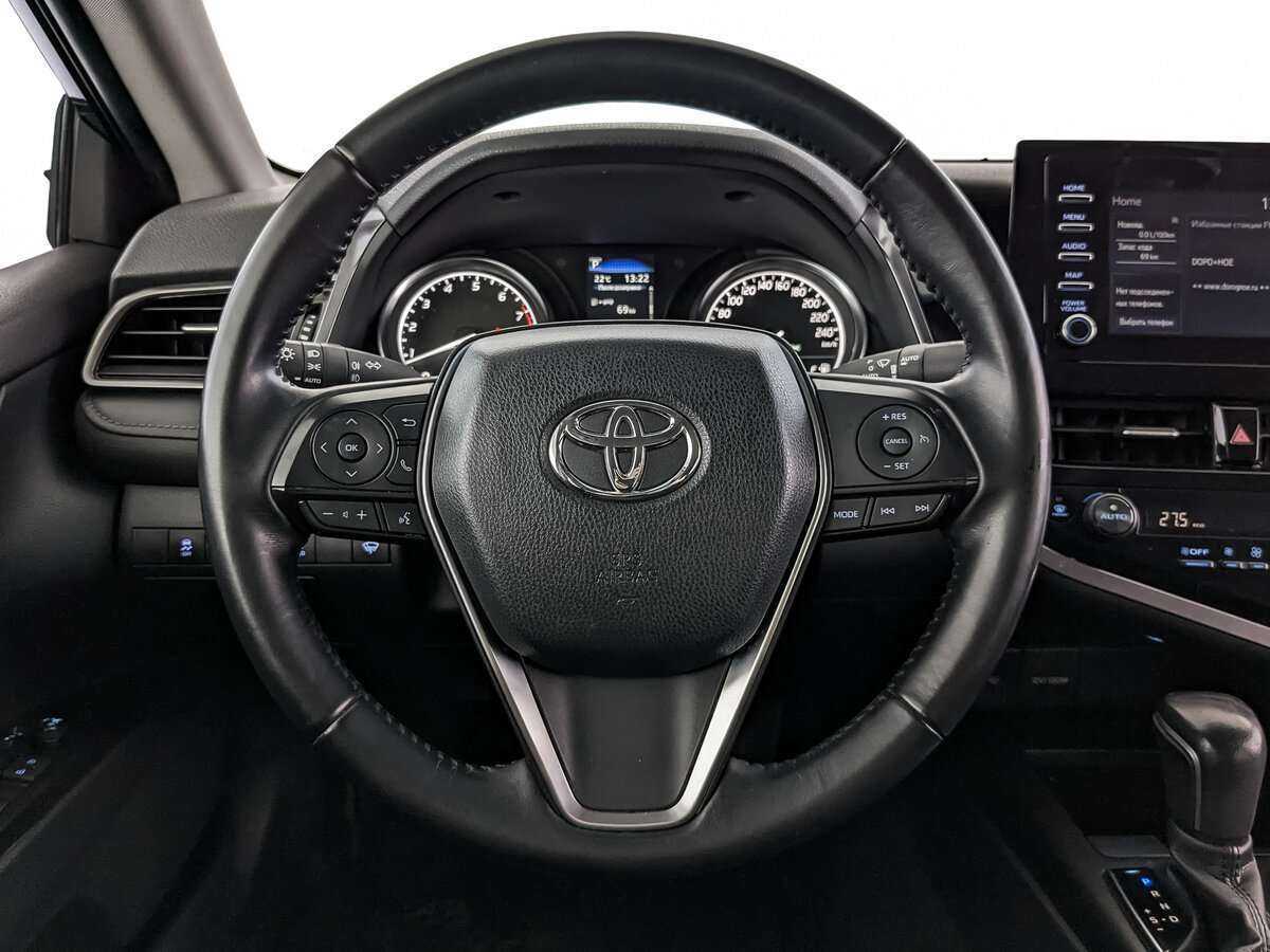 Toyota Camry с пробегом — 2021 год. Фото: #17