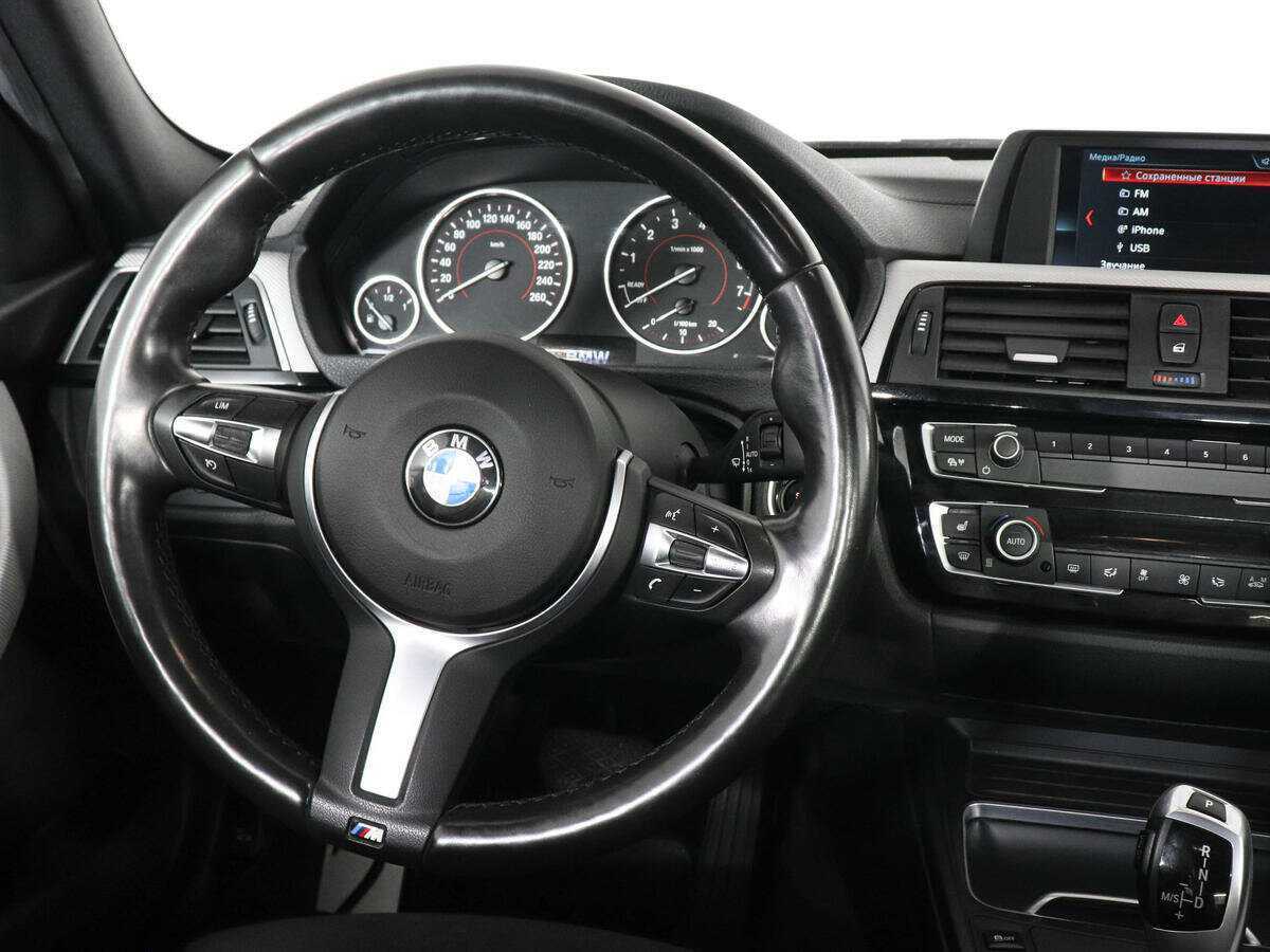 BMW 3 серии с пробегом — 2018 год. Фото: #14
