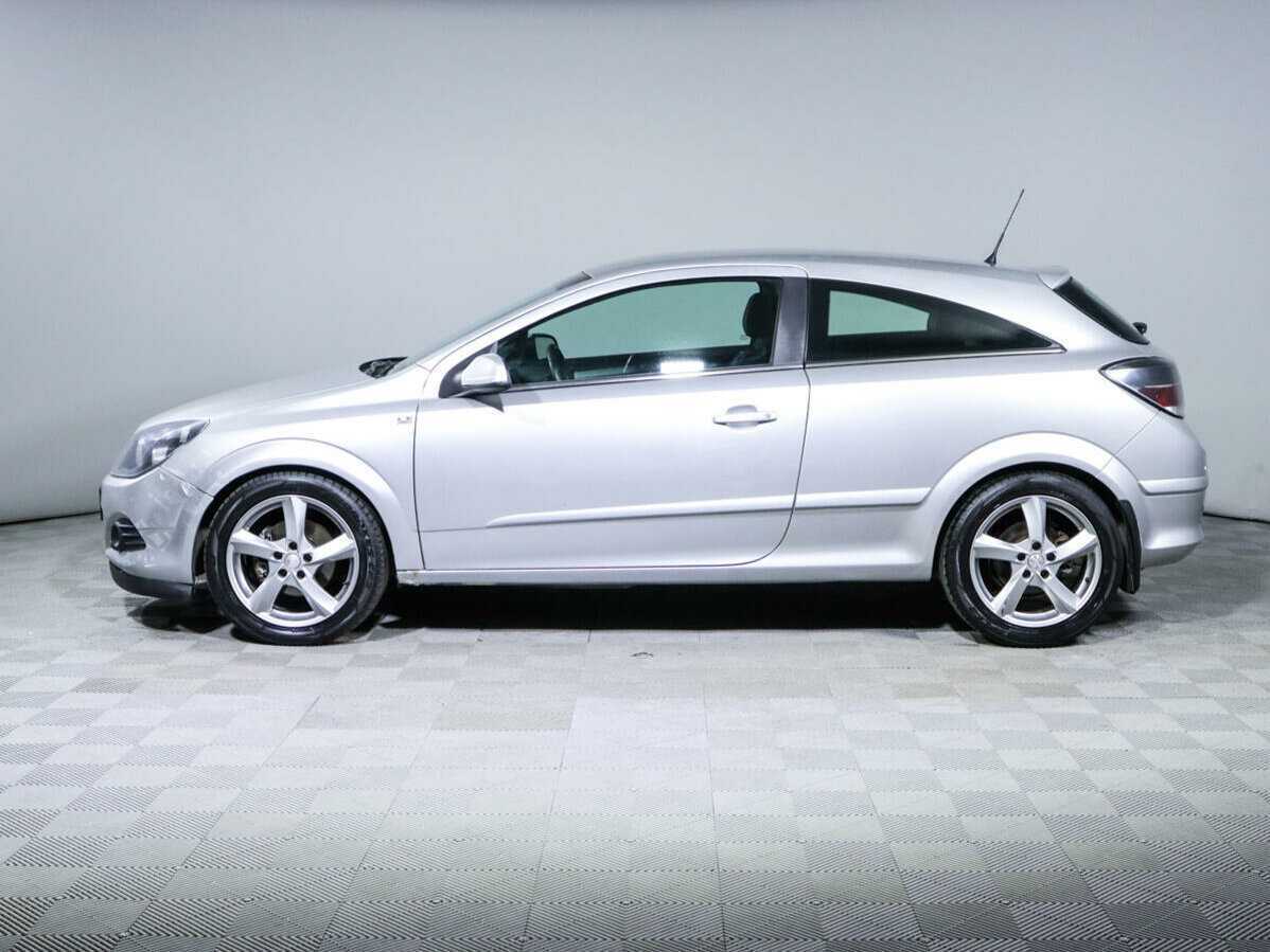 Opel Astra с пробегом — 2008 год. Фото: #6