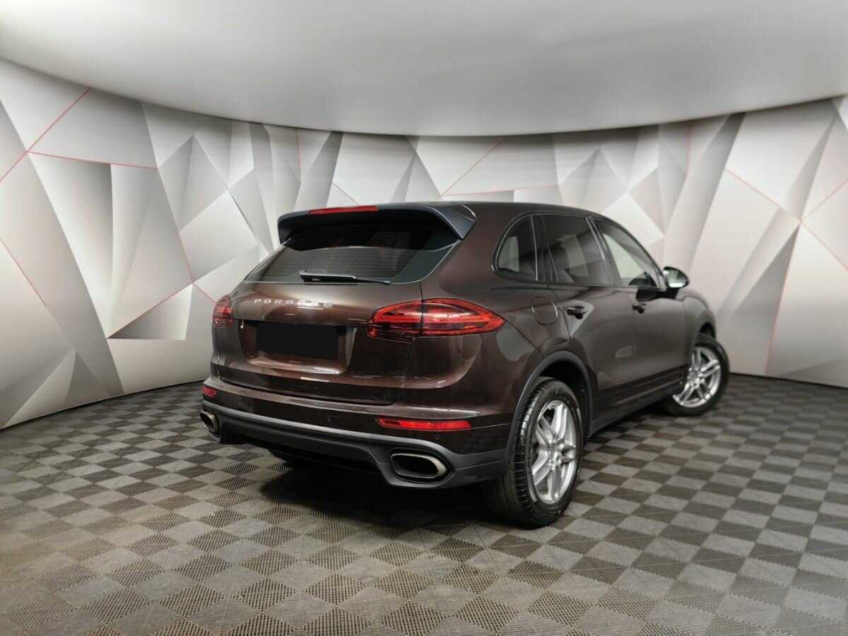 Porsche Cayenne с пробегом — 2015 год. Фото: #1