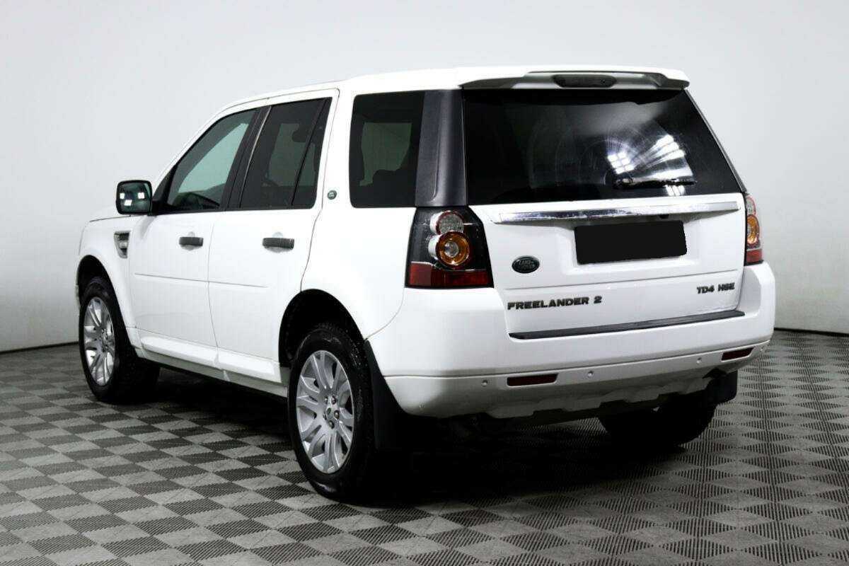 Land Rover Freelander с пробегом — 2010 год. Фото: #6
