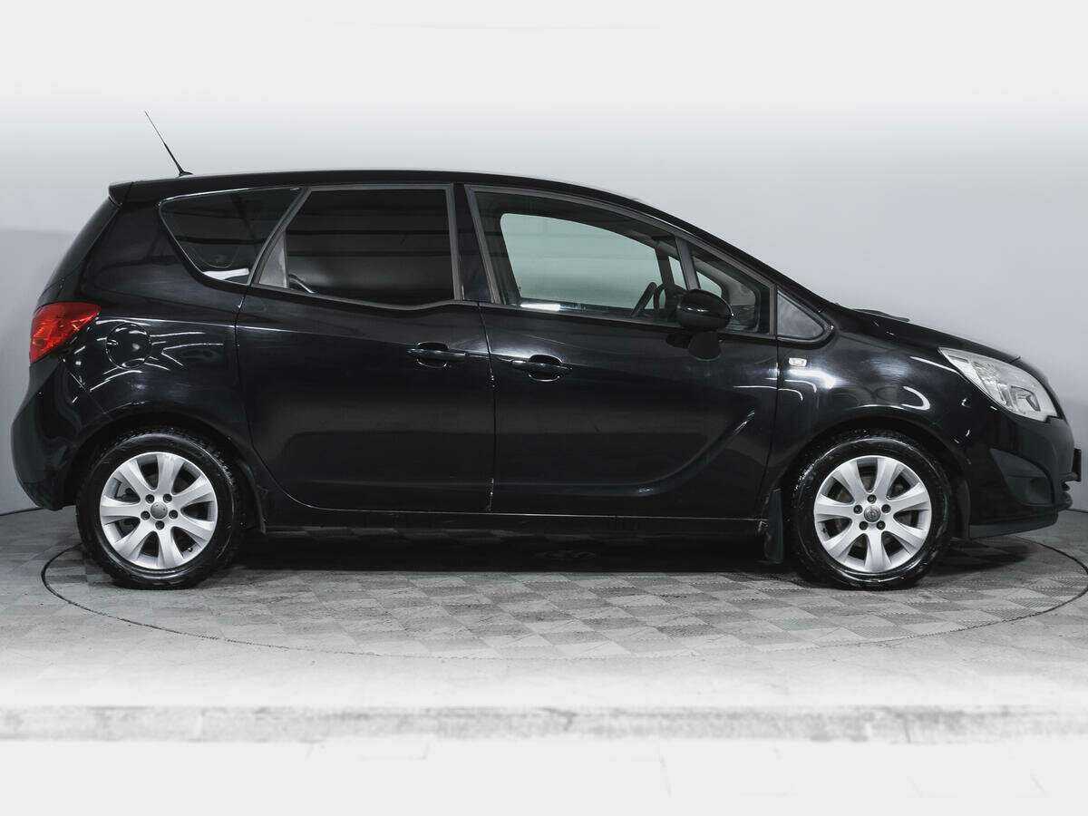 Opel Meriva с пробегом — 2012 год. Фото: #3