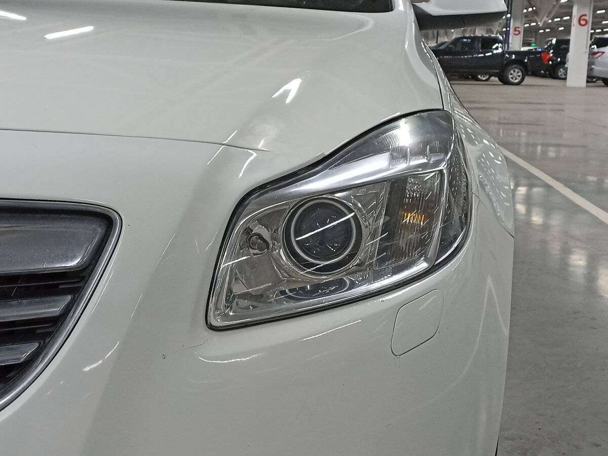 Opel Insignia с пробегом — 2011 год. Фото: #16