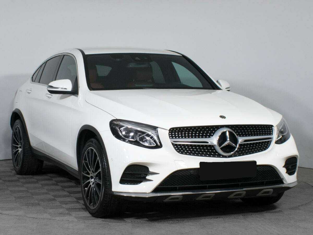 Mercedes-Benz GLC Coupe с пробегом — 2017 год. Фото: #2