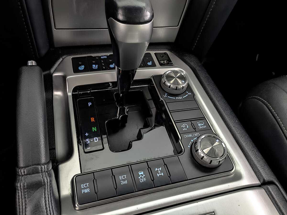 Toyota Land Cruiser с пробегом — 2019 год. Фото: #20