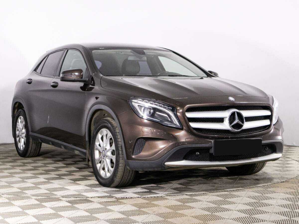 Mercedes-Benz GLA с пробегом — 2014 год. Фото: #2