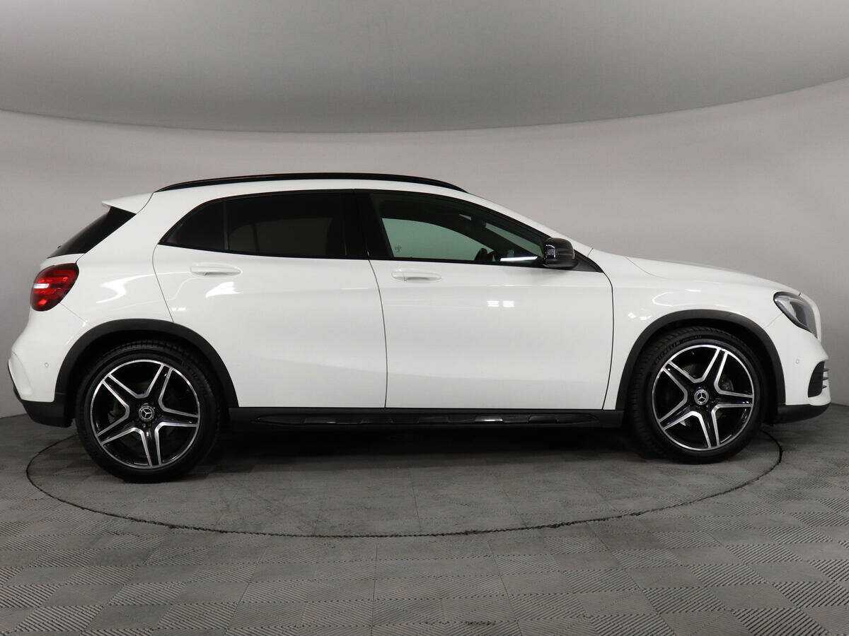 Mercedes-Benz GLA с пробегом — 2017 год. Фото: #3