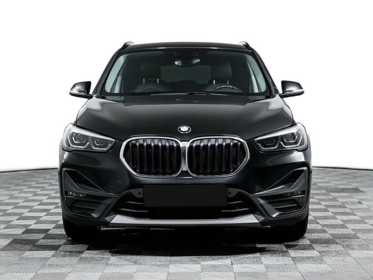 BMW X1 с пробегом — 2020 год. Фото: #1