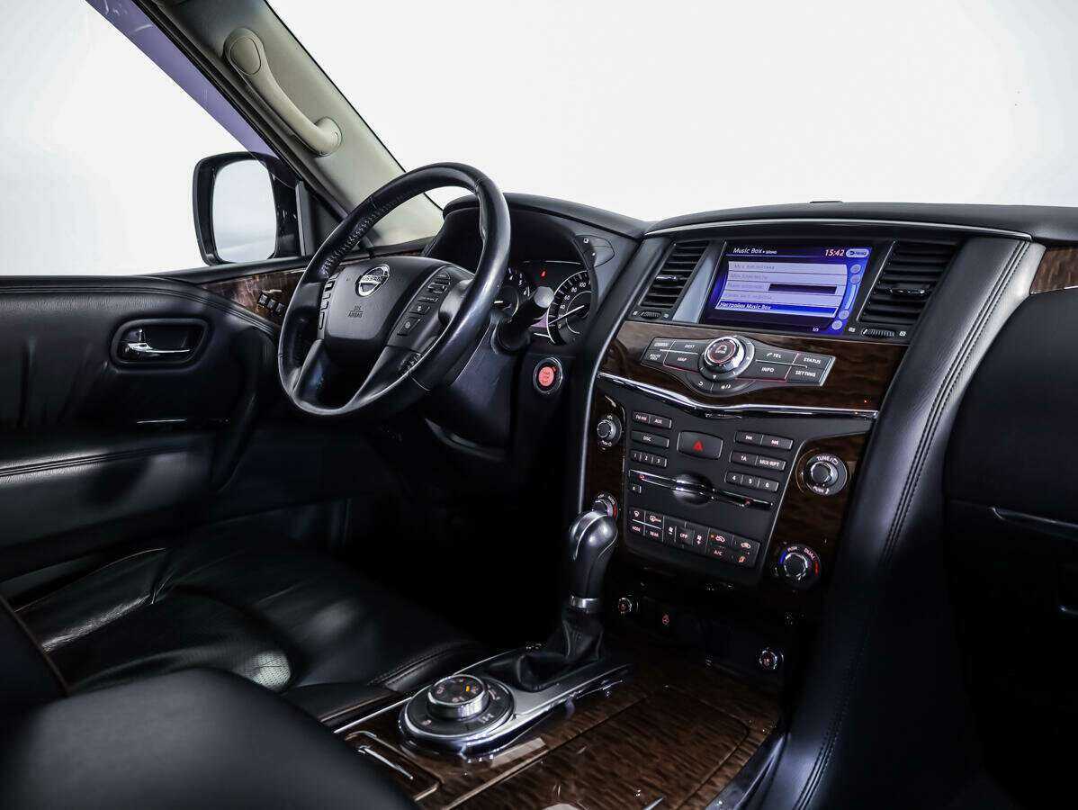 Nissan Patrol с пробегом — 2010 год. Фото: #7