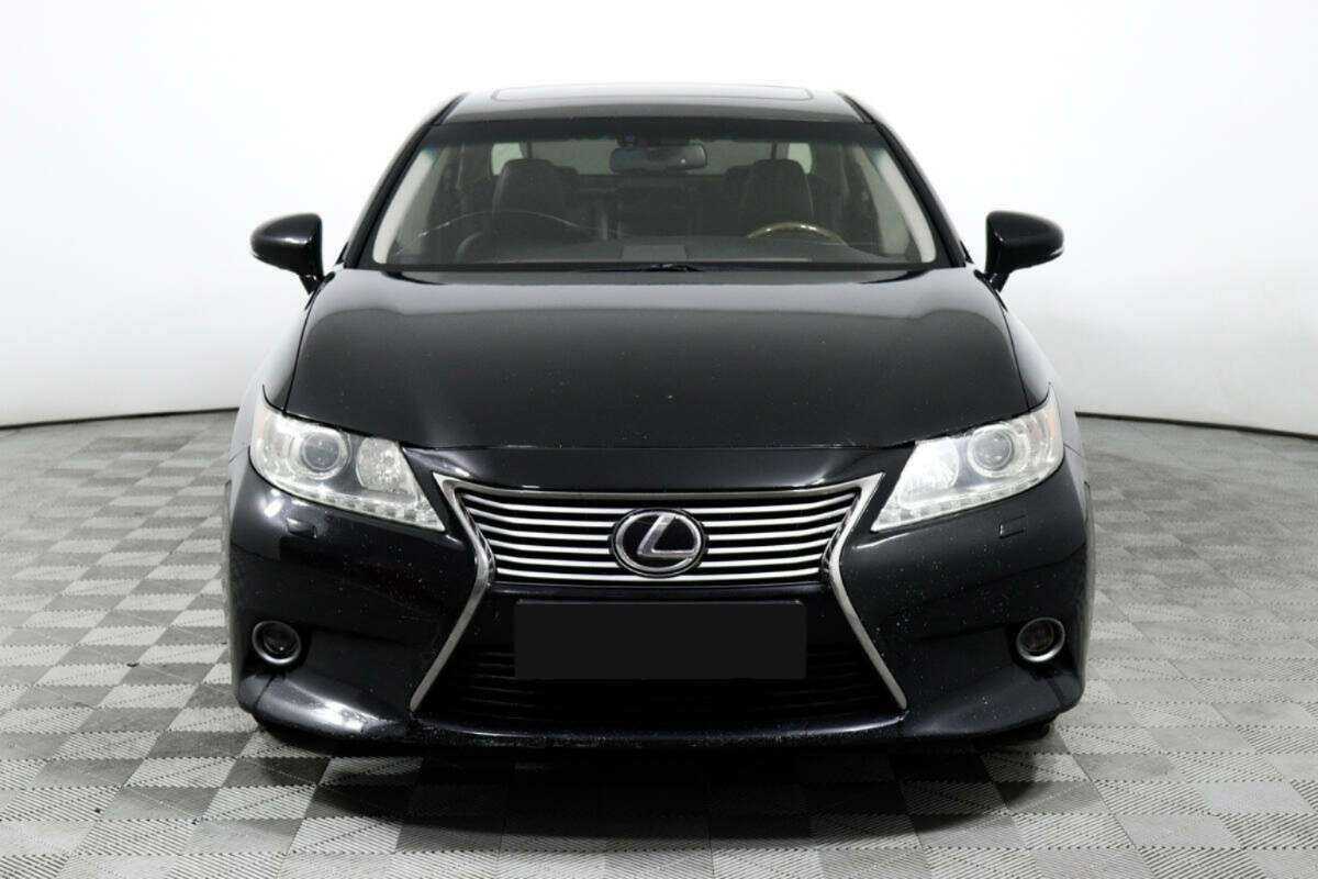 Lexus ES с пробегом — 2013 год. Фото: #1