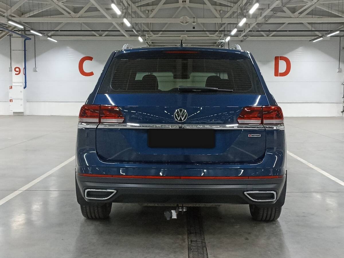Volkswagen Teramont с пробегом — 2022 год. Фото: #5