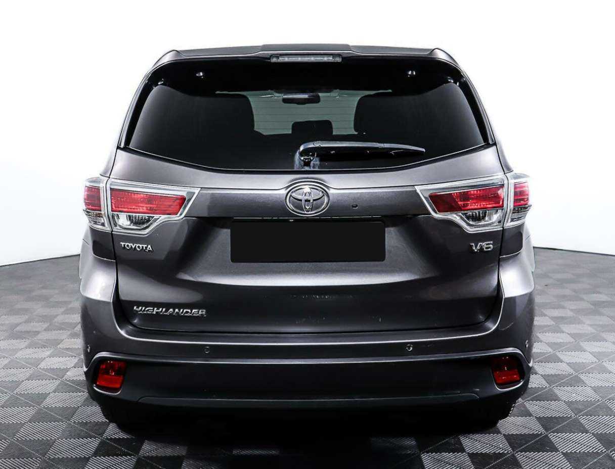 Toyota Highlander с пробегом — 2014 год. Фото: #5