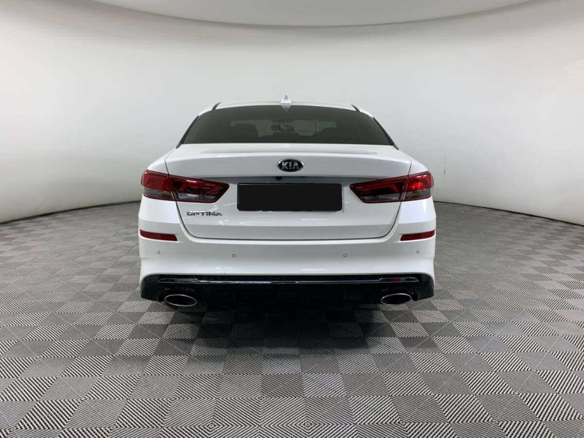 Kia Optima с пробегом — 2018 год. Фото: #5