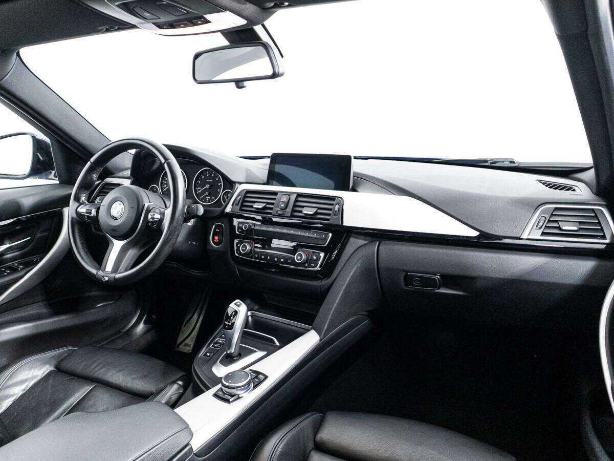 BMW 3 серии с пробегом — 2018 год. Фото: #8