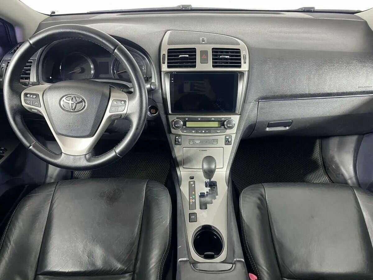 Toyota Avensis с пробегом — 2011 год. Фото: #7