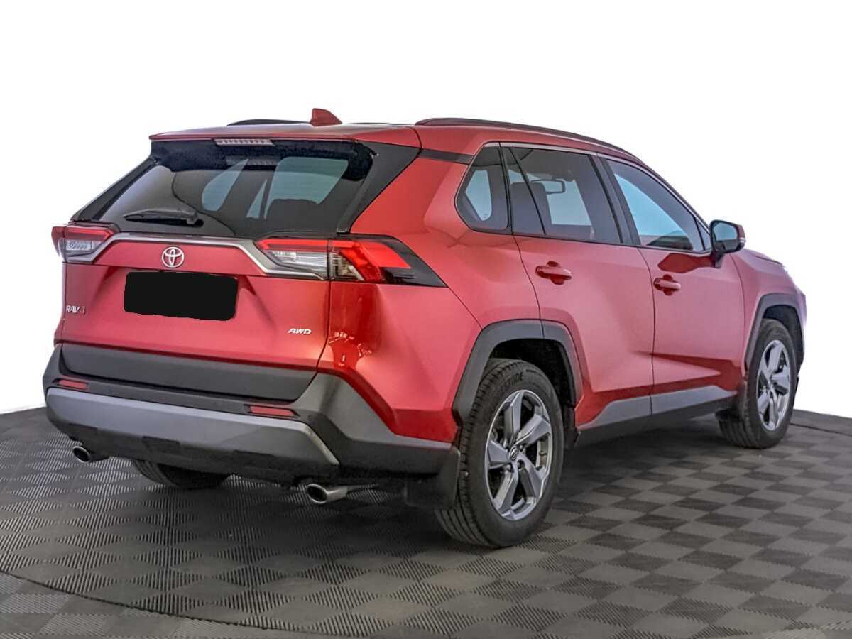 Toyota RAV4 с пробегом — 2021 год. Фото: #4