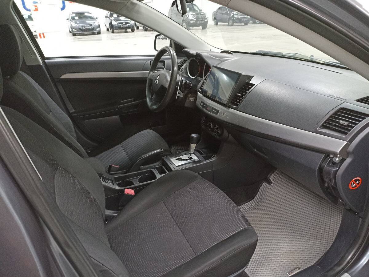 Mitsubishi Lancer с пробегом — 2008 год. Фото: #10