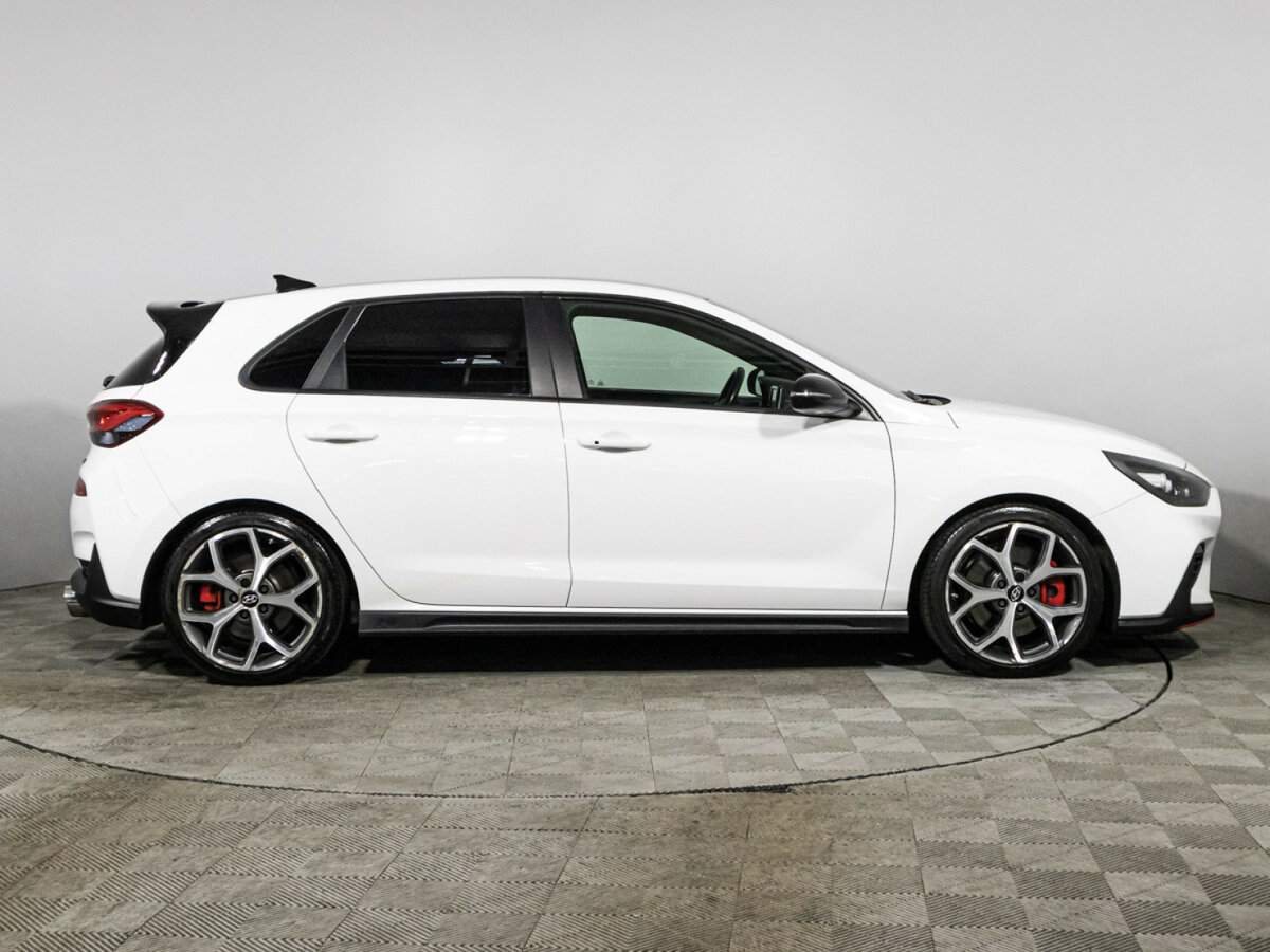 Hyundai i30 N с пробегом — 2019 год. Фото: #3