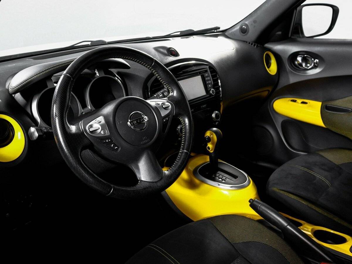 Nissan Juke с пробегом — 2014 год. Фото: #13