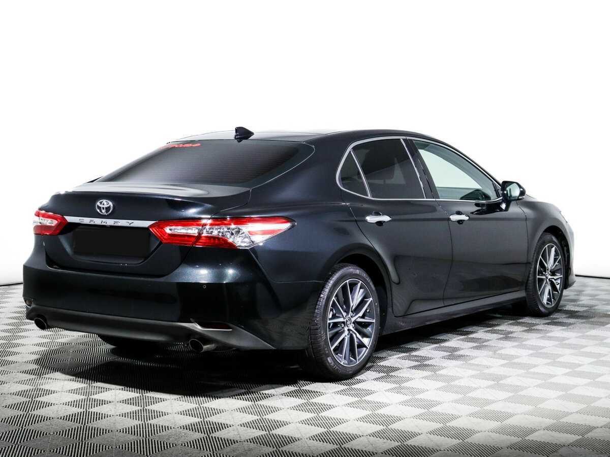 Toyota Camry с пробегом — 2023 год. Фото: #4