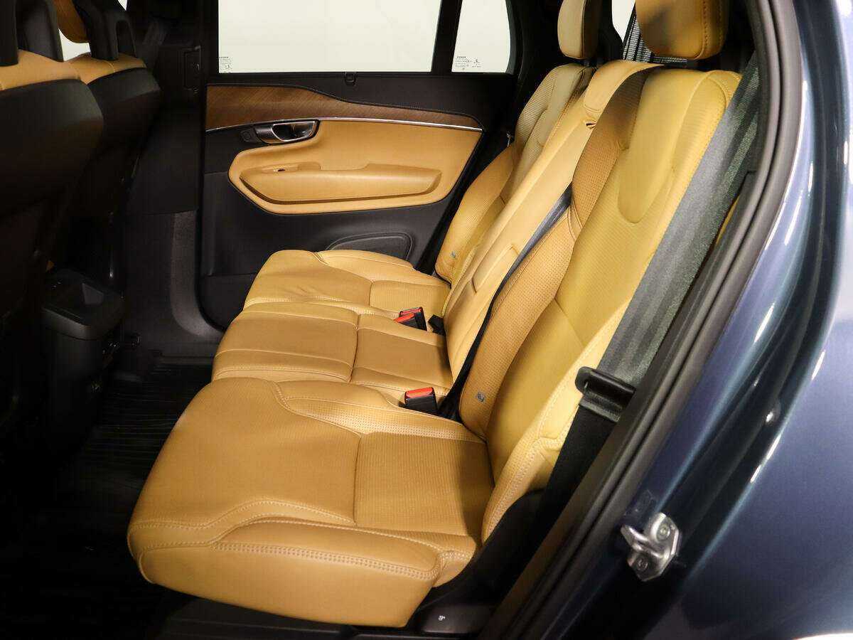 Volvo XC90 с пробегом — 2017 год. Фото: #8