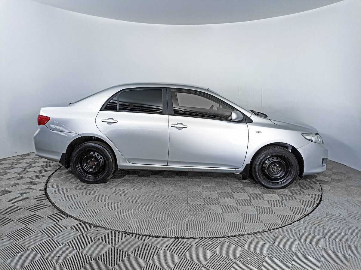 Toyota Corolla с пробегом — 2008 год. Фото: #3