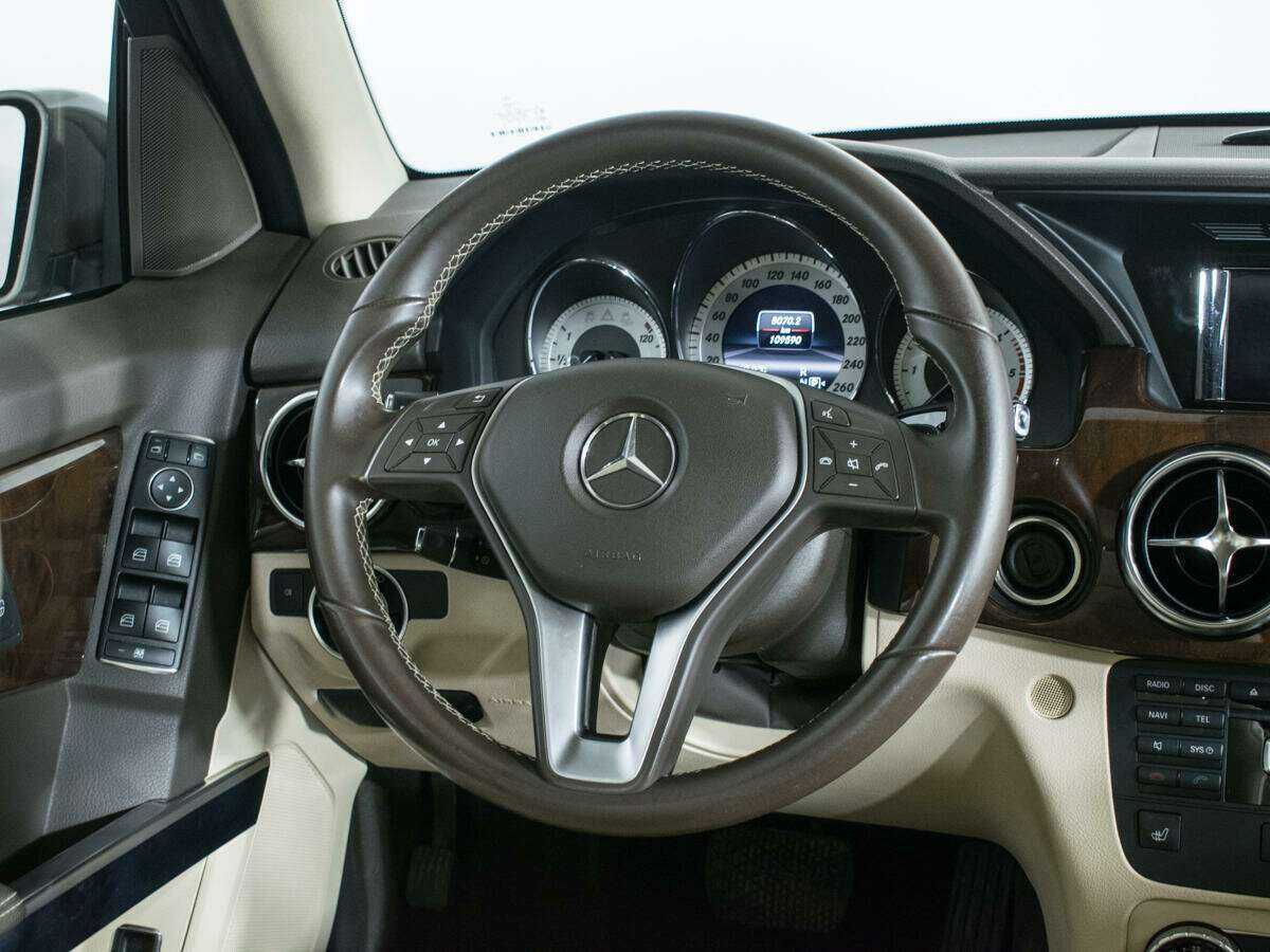 Mercedes-Benz GLK-Класс с пробегом — 2012 год. Фото: #13