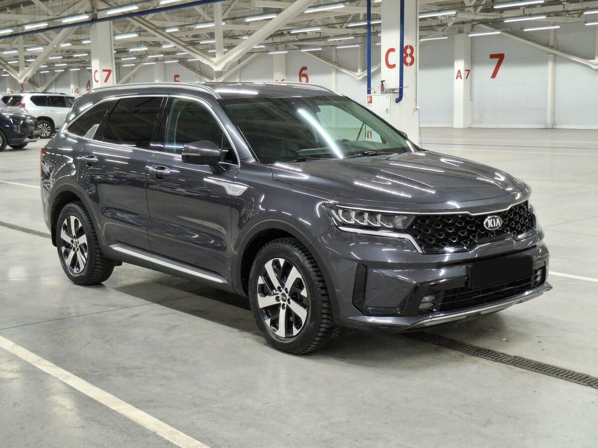 Kia Sorento с пробегом — 2021 год. Фото: #2