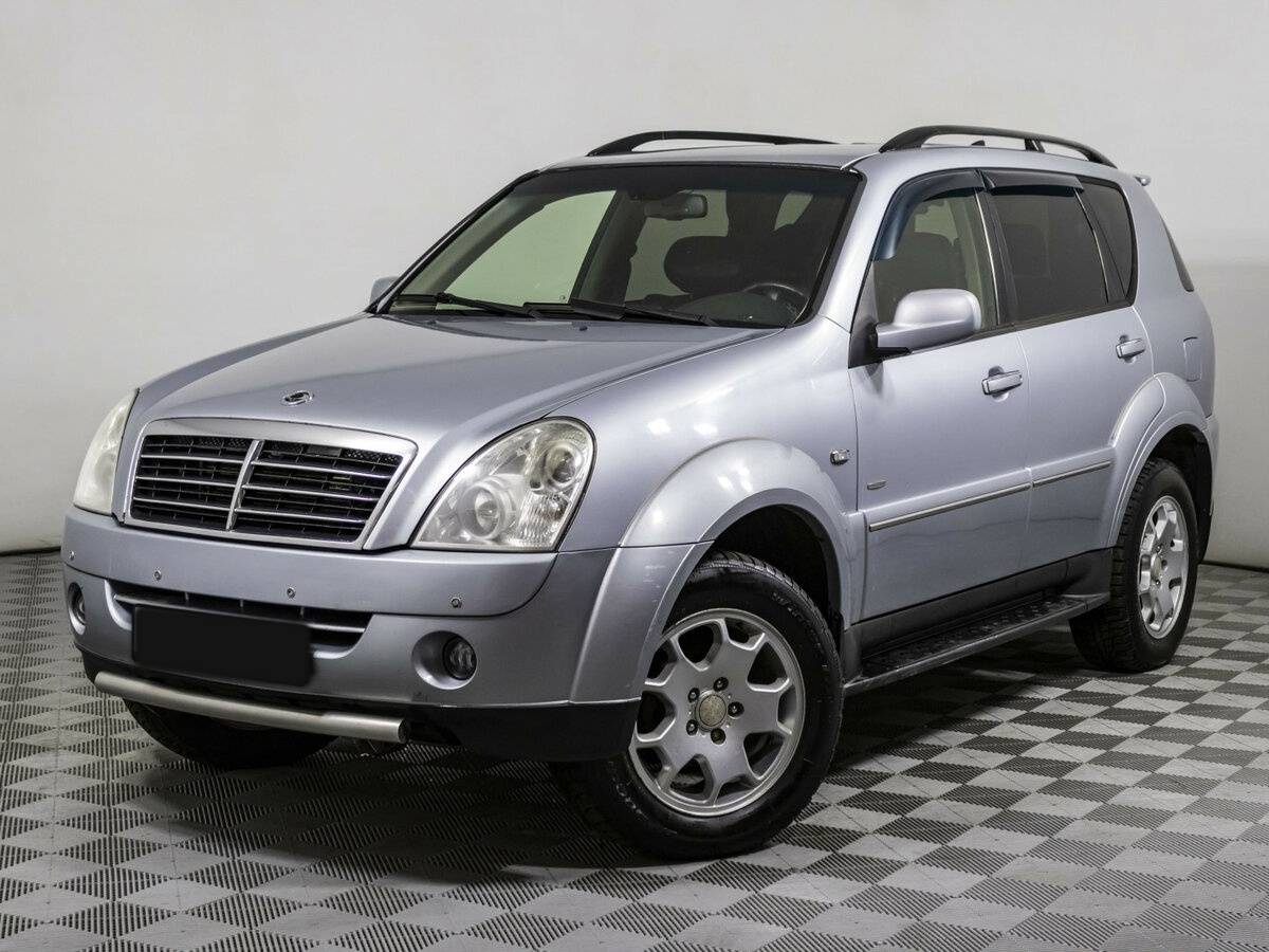 SsangYong Rexton с пробегом — 2010 год. Фото: #0