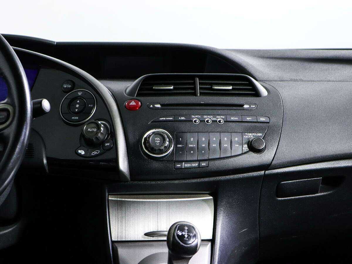 Honda Civic с пробегом — 2008 год. Фото: #12