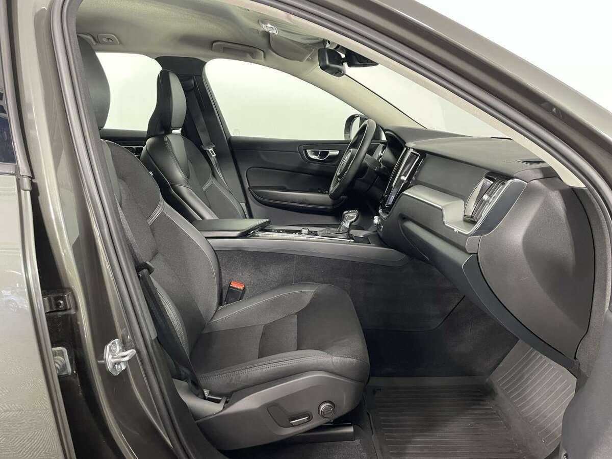 Volvo XC60 с пробегом — 2019 год. Фото: #13