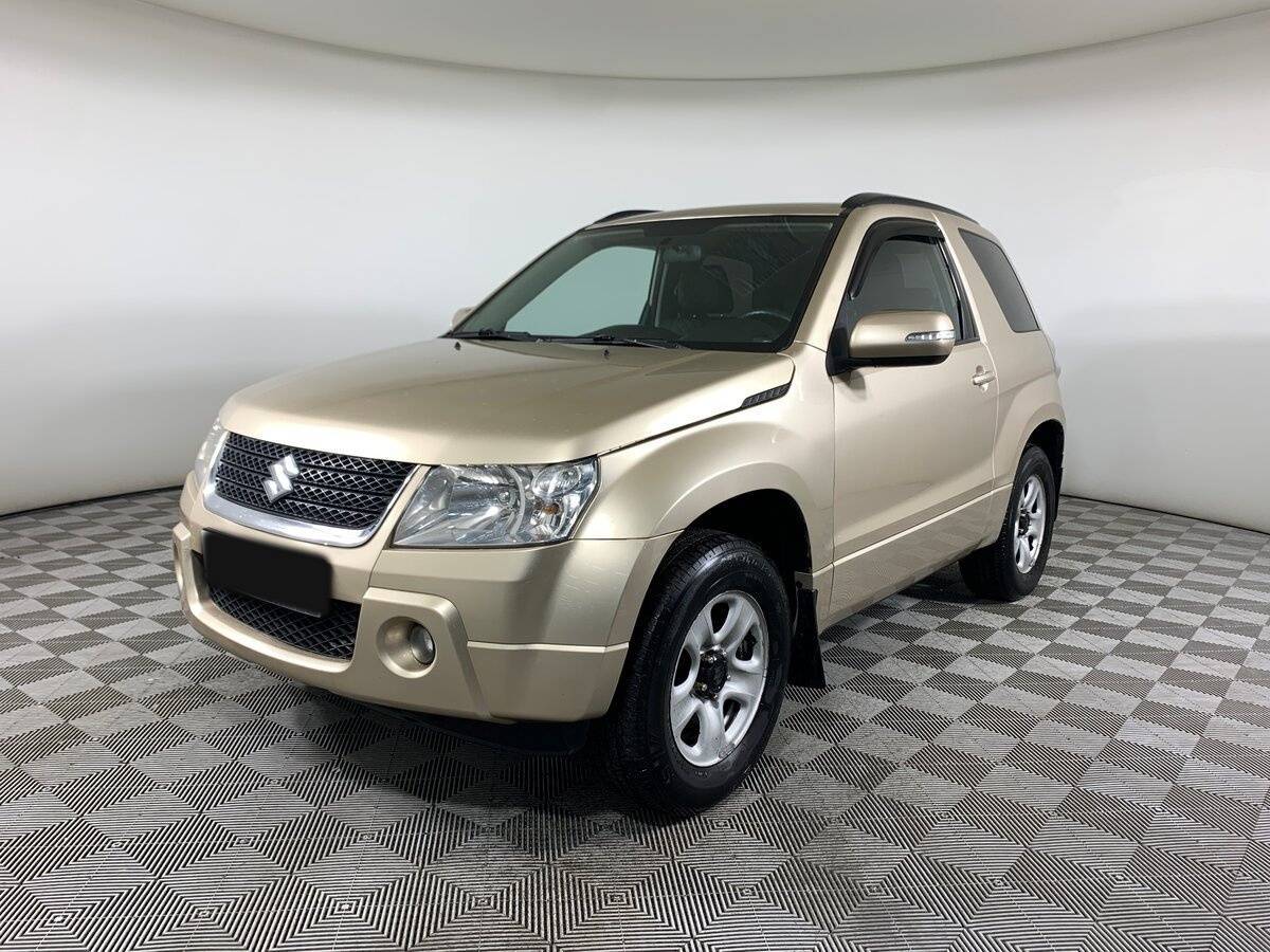 Suzuki Grand Vitara с пробегом — 2010 год. Фото: #0